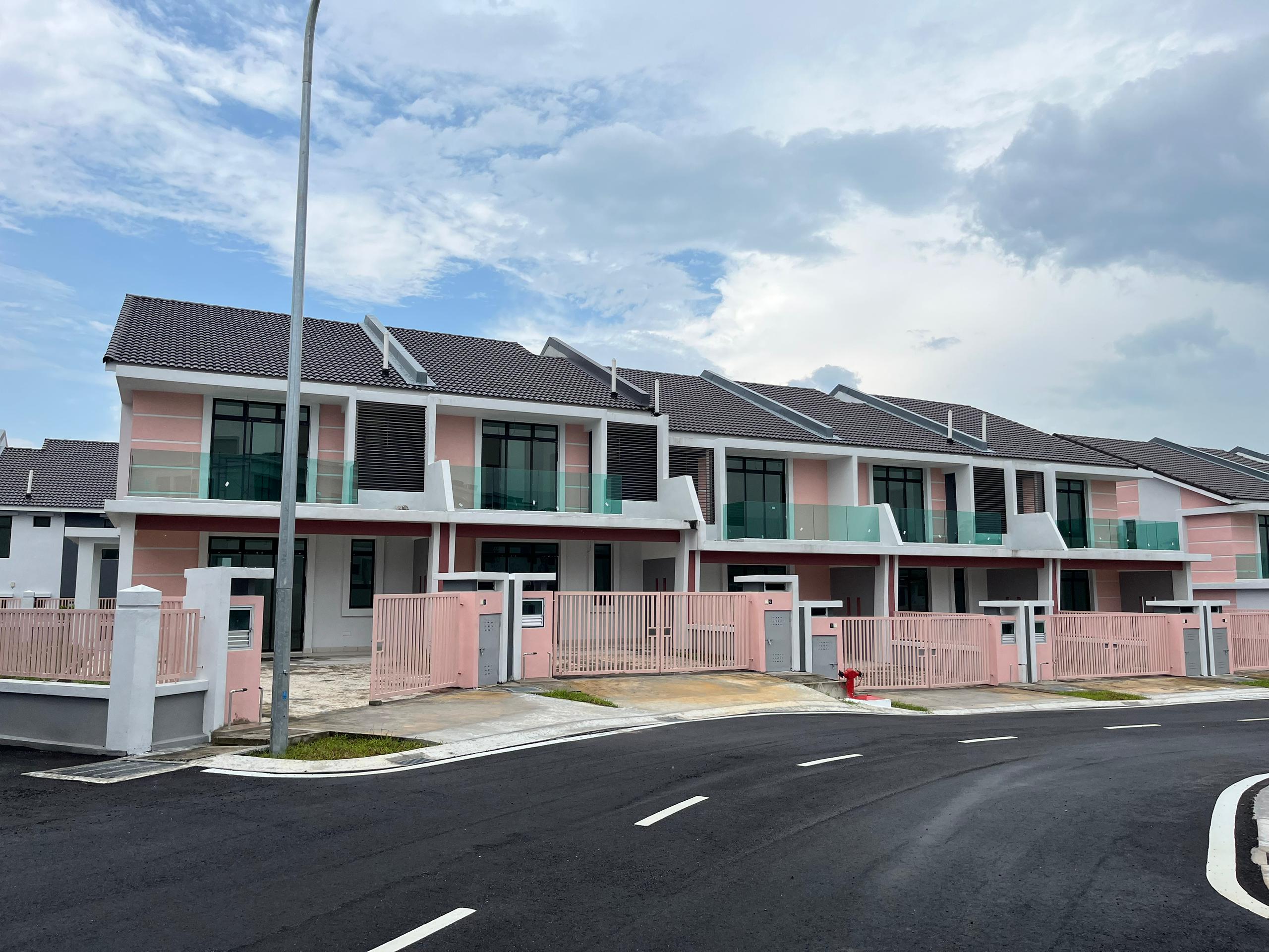 WhatsApp Image 2025-05-05 at 4.06.01 PM (1)