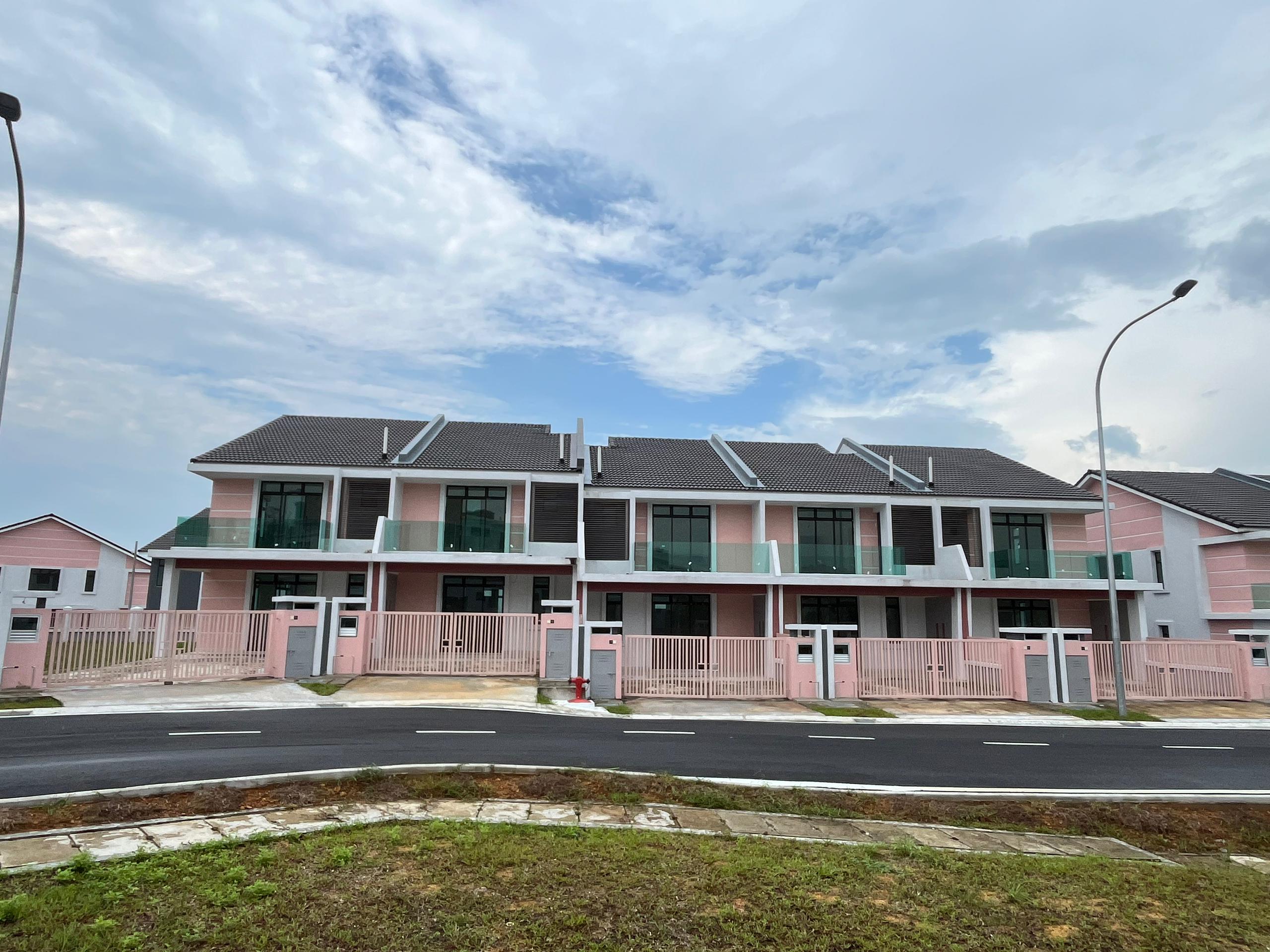 WhatsApp Image 2025-05-05 at 4.06.01 PM